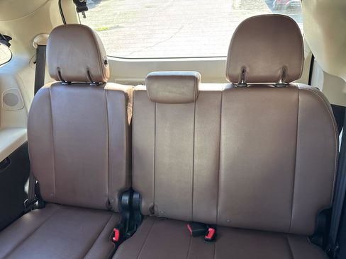 Used 2017 Toyota Sienna Limited Premium w/ Advanced Technology Package image 22