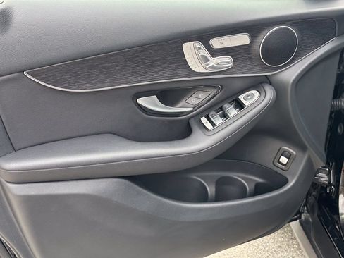 Certified 2022 Mercedes-Benz GLC 300 4MATIC w/ Multimedia Package Lite image 11