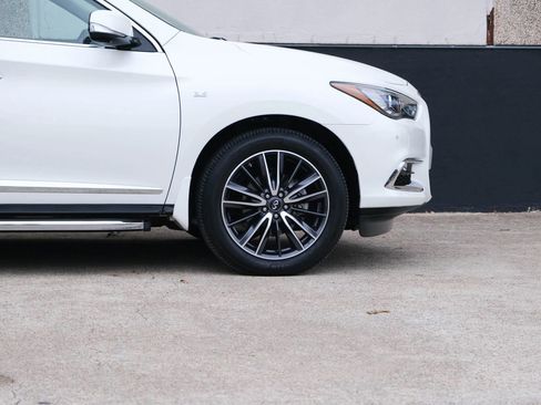 Used 2017 INFINITI QX60 Luxe w/ Deluxe Technology Package image 13