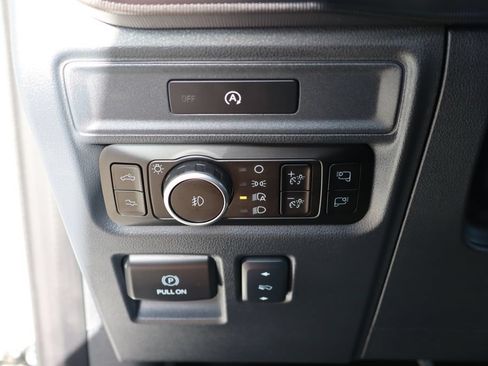 Used 2025 Ford F150 Raptor AWD/4WD image 39