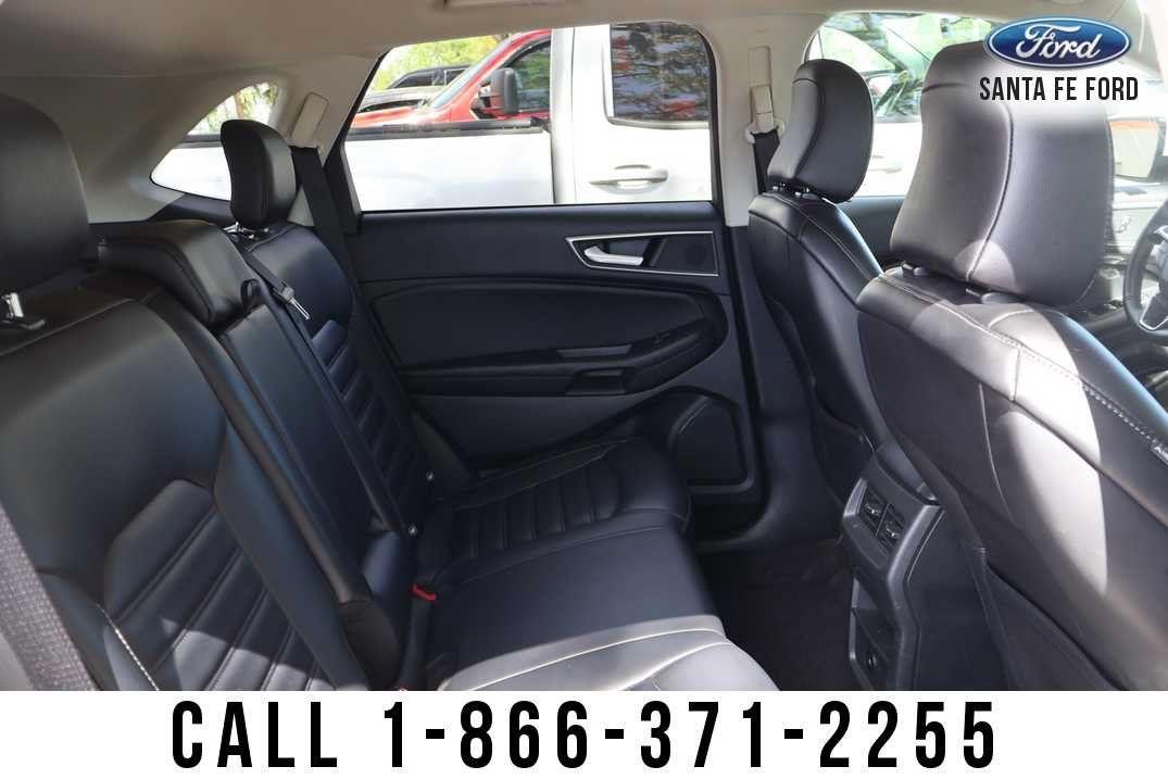 Used 2024 Ford Edge SEL AWD/4WD image 23