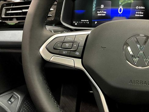 New 2025 Volkswagen Jetta SE image 16