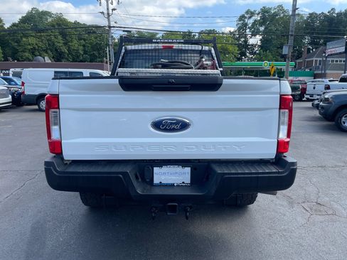 Used 2018 Ford F350 XL w/ Power Equipment Group AWD/4WD image 4