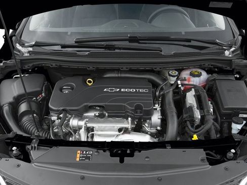 Used 2017 Chevrolet Cruze LS image 16