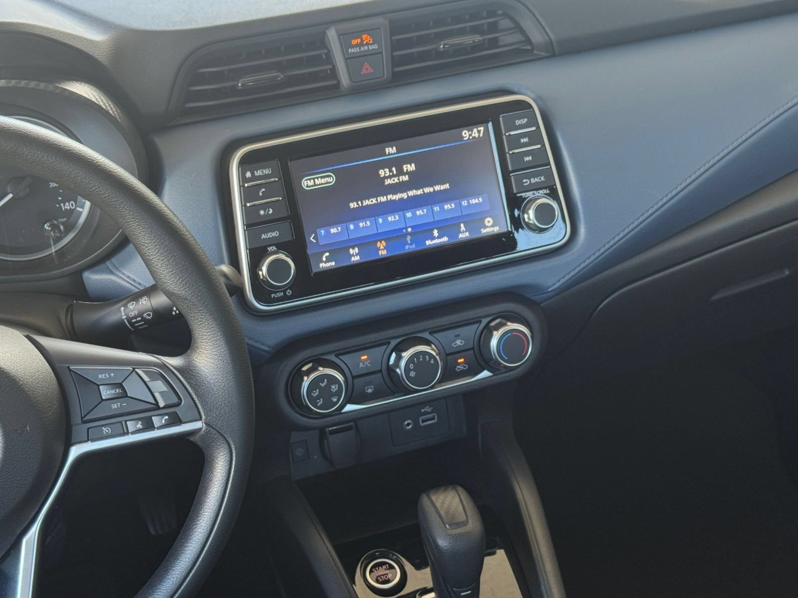 Used 2025 Nissan Versa SV FWD image 16