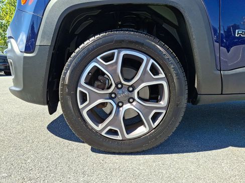 Used 2016 Jeep Renegade Limited AWD/4WD image 10