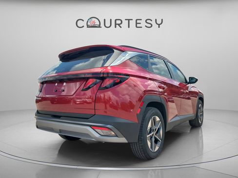 New 2026 Hyundai Tucson SEL image 3