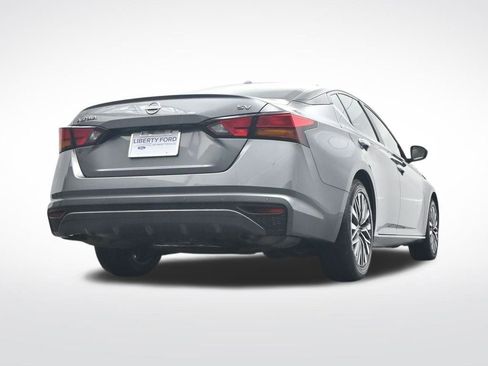 Used 2024 Nissan Altima 2.5 SV image 36