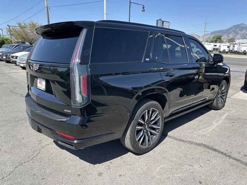Used 2022 Cadillac Escalade Sport w/ Touring Package image 6