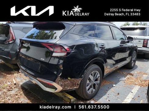 Certified 2023 Kia Sportage SX Prestige AWD/4WD image 2
