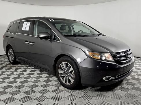 Used 2014 Honda Odyssey Touring Elite image 3