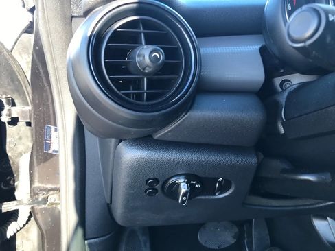 Used 2019 MINI Cooper Convertible image 20