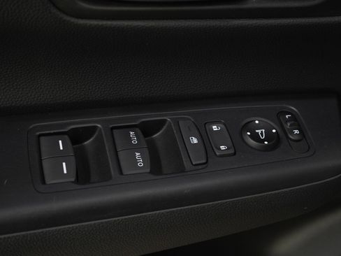 Used 2023 Honda CR-V EX image 20