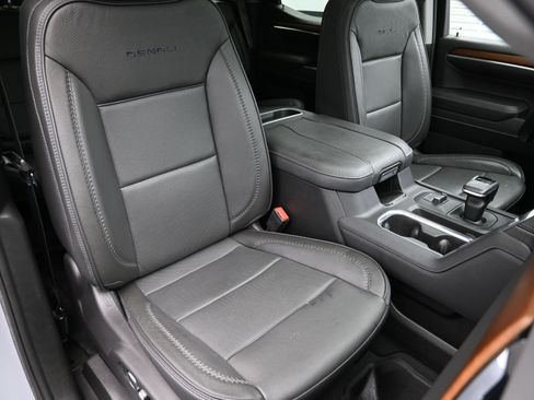 Used 2024 GMC Sierra 1500 Denali image 43