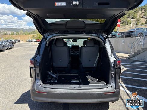 Certified 2025 Toyota Sienna XLE AWD/4WD image 8