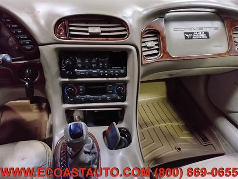 Used 2004 Chevrolet Corvette Convertible w/ Preferred Equipment Group image 13