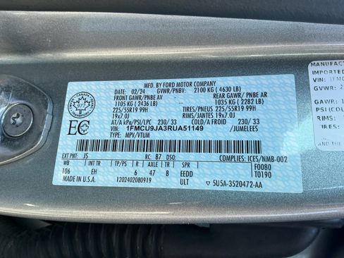 Used 2024 Ford Escape Platinum AWD/4WD image 16