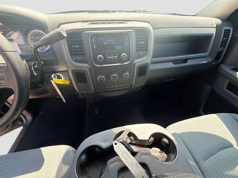Used 2013 RAM 1500 Express RWD image 21