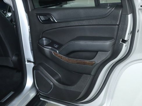 Used 2018 Chevrolet Tahoe LT image 31