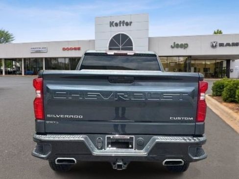 Used 2020 Chevrolet Silverado 1500 Custom Trail Boss w/ Custom Convenience Package AWD/4WD image 4