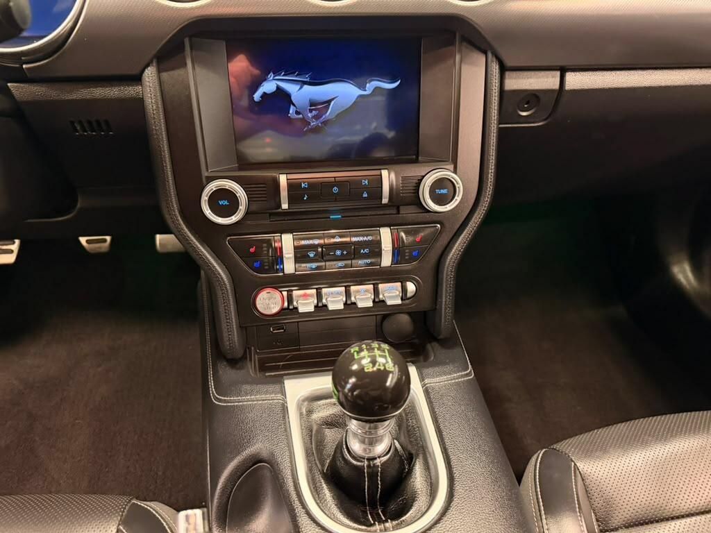 Used 2020 Ford Mustang GT Premium w/ Equipment Group 401A RWD image 10