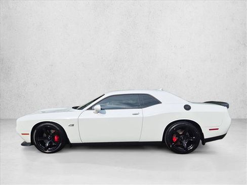 Used 2023 Dodge Challenger R/T w/ Plus Package RWD image 9