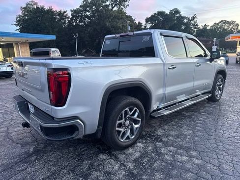Used 2022 GMC Sierra 1500 SLT w/ SLT Premium Plus Package AWD/4WD image 5