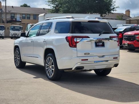 Used 2021 GMC Acadia Denali w/ Denali Technology Package FWD image 3
