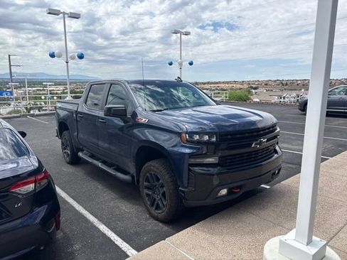 Used 2021 Chevrolet Silverado 1500 LT Trail Boss AWD/4WD image 2