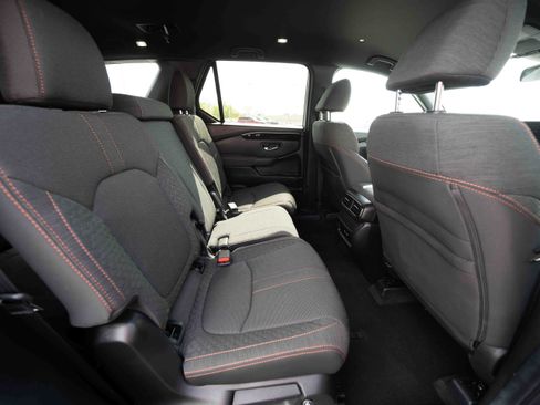 Certified 2025 Honda Pilot Sport image 25