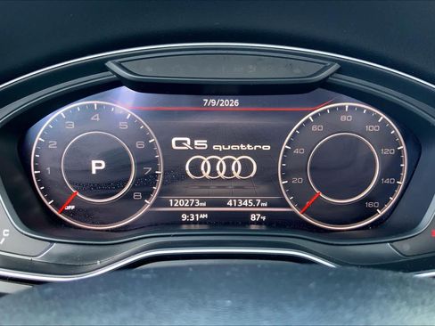 Used 2018 Audi Q5 2.0T Premium Plus w/ Premium Plus Package AWD/4WD image 25