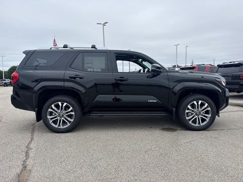 New 2026 Toyota 4Runner Limited AWD/4WD image 7