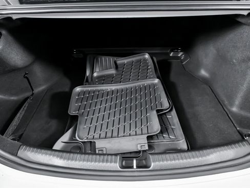 Used 2022 Mercedes-Benz C 300 4MATIC Sedan w/ AMG Line w/ Night Package image 16