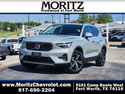Used 2025 Volvo XC40 B5 Core