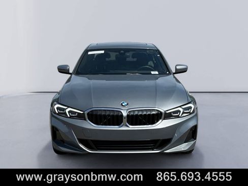 Used 2024 BMW 330i xDrive Sedan w/ Premium Package AWD/4WD image 8