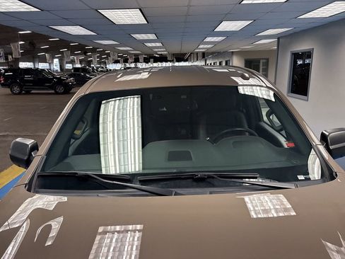 Used 2021 Nissan Titan PRO-4X w/ Pro-4x Utility Package image 12