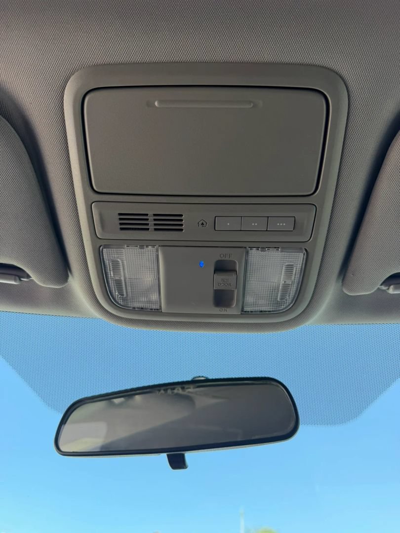 Used 2016 Honda Odyssey SE image 29