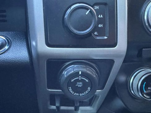 Used 2018 Ford F150 Lariat w/ Equipment Group 502A Luxury image 15