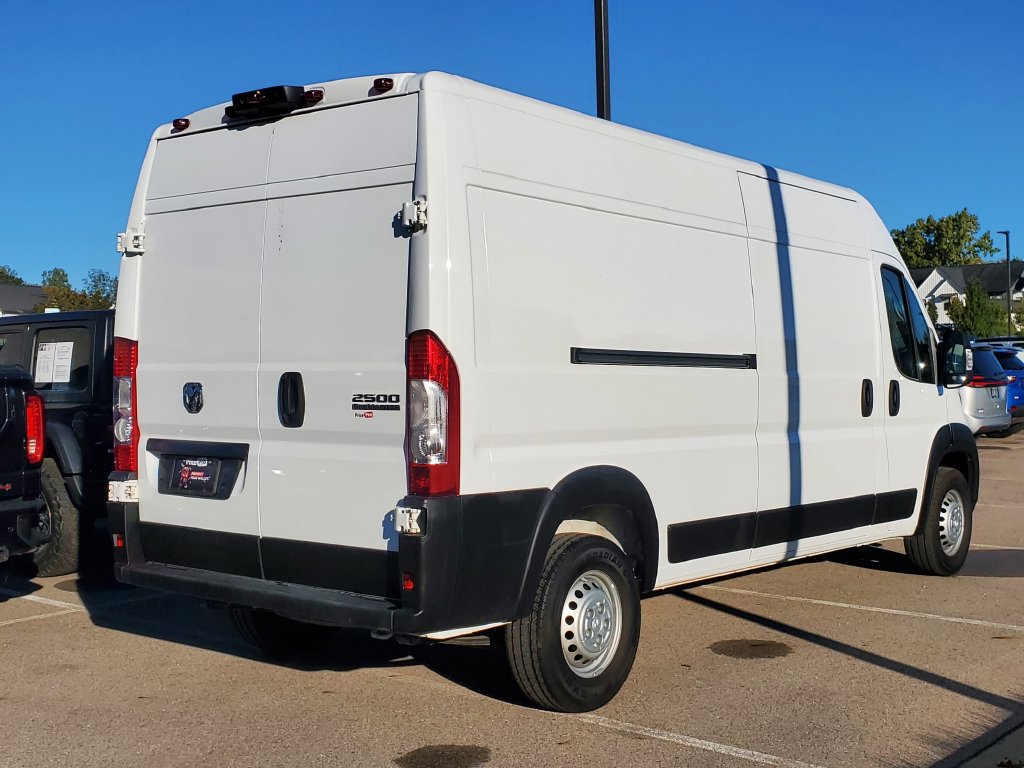 Used 2026 RAM ProMaster 2500 w/ Convenience Group FWD image 4