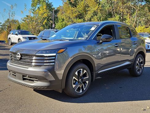 New 2026 Nissan Kicks SV w/ Charging Package image 3