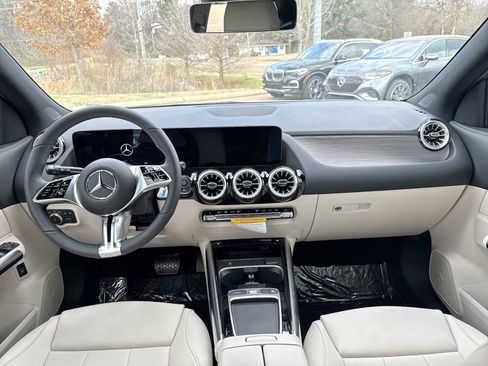 New 2026 Mercedes-Benz GLA 250 4MATIC image 14
