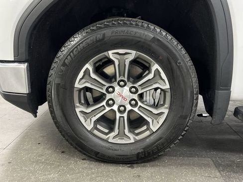 Certified 2022 GMC Sierra 1500 SLT w/ SLT Convenience Package image 33