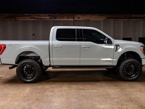 Used 2023 Ford F150 XLT w/ Equipment Group 302A High image 11