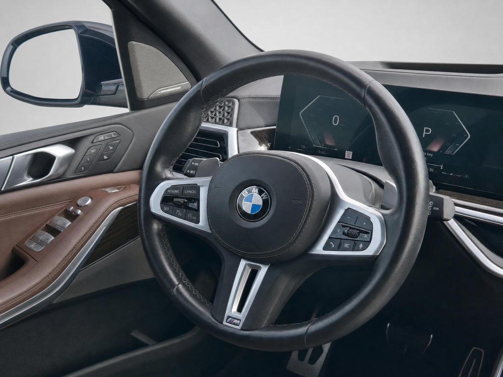 Used 2023 BMW X7 M60i w/ Executive Package AWD/4WD image 31