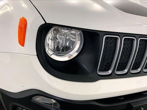 Used 2023 Jeep Renegade Latitude image 26