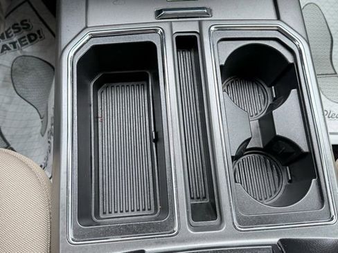 Used 2016 Ford F150 XLT w/ Equipment Group 302A Luxury image 21