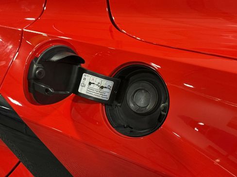 Used 2022 Chevrolet Corvette Stingray Convertible w/ Z51 Performance Package image 40