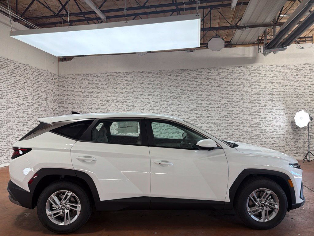 New 2026 Hyundai Tucson SE FWD image 8