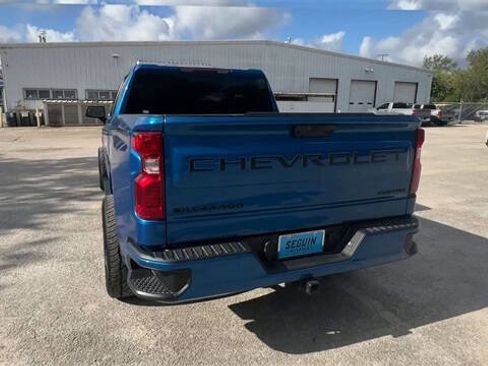 Used 2022 Chevrolet Silverado 1500 Custom w/ LPO, Dark Essentials Package image 7