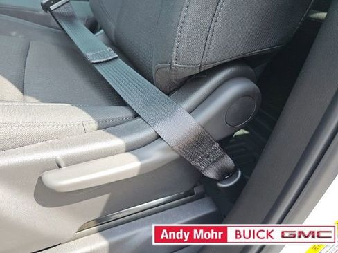 New 2024 GMC Sierra 2500 Pro image 36